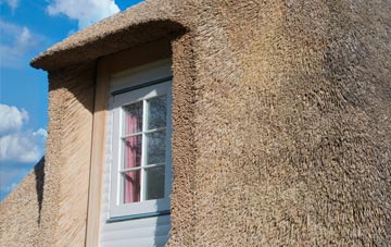 Staughton Highway thatch roof disadvantages